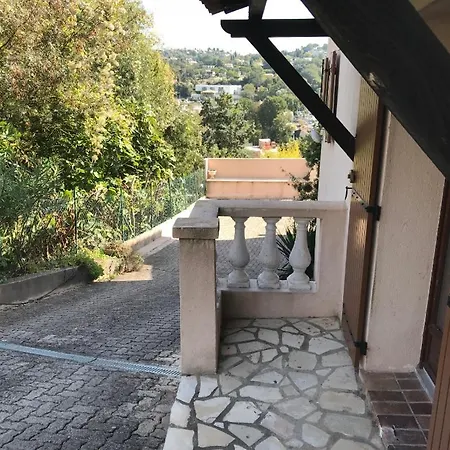Appartamento 3p 65 M2 Au Calme Colline De Sur
